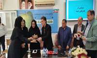 تقدیر از مراقبین سلامت در دومین روز از هفته سلامت در مرکز بهداشت رودسر